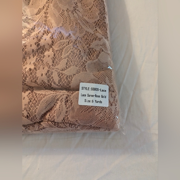 Tia Bhuva Rose Gold Lace Saree - Picture 3 of 4